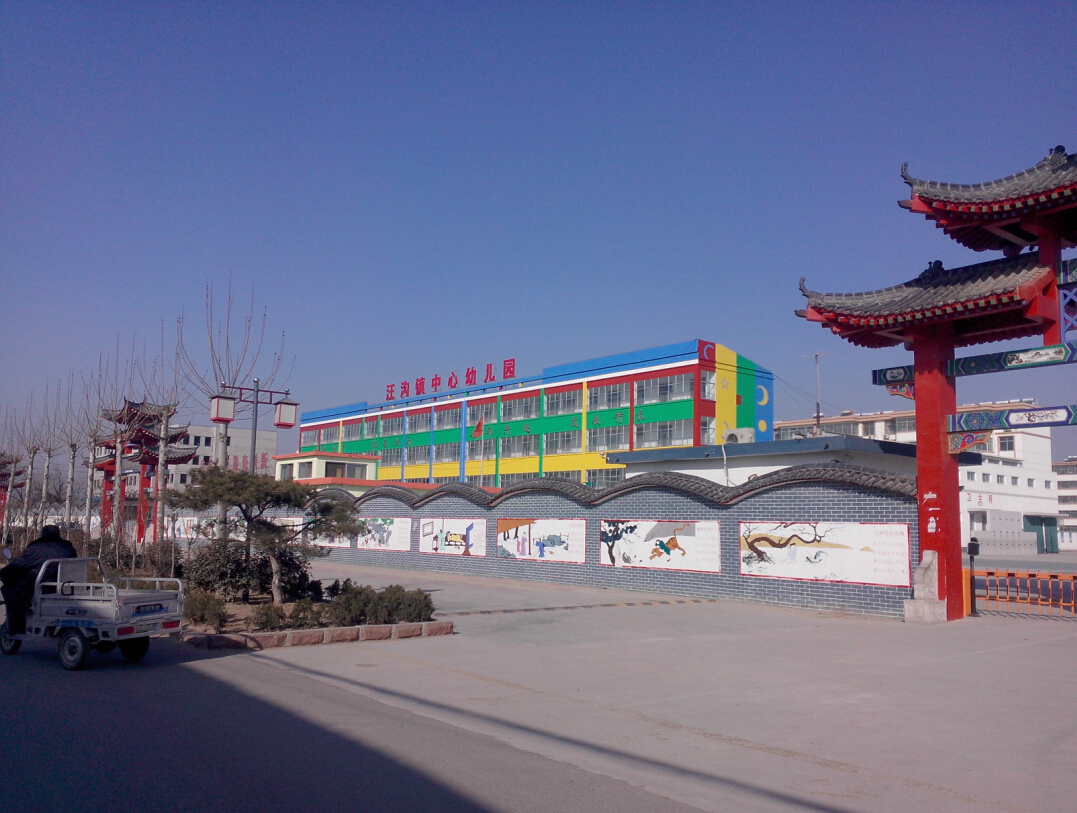 QQ截圖20150522082416.jpg